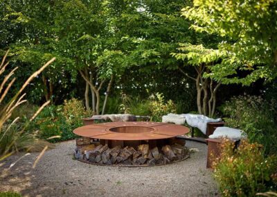 Hestia Garden at The Plough Shiplake Firepit - Award Winning Pub Dining Garden